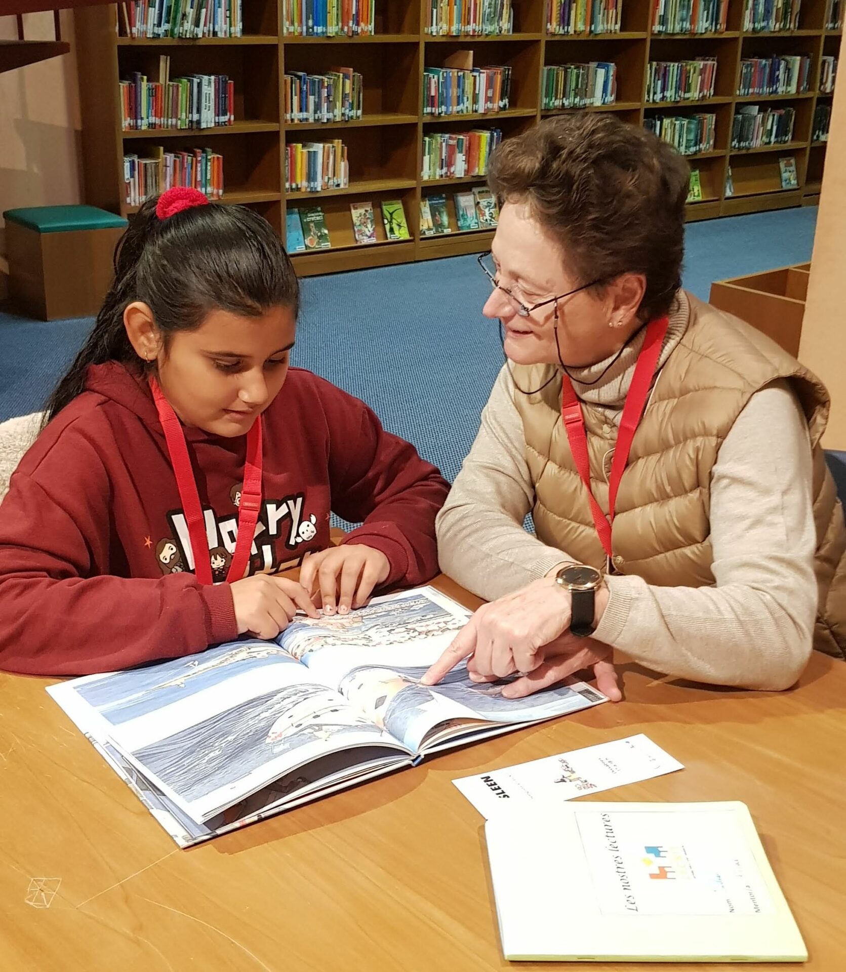 14 infants han participat al Lecxit a la Biblioteca d’Olot, un projecte per millorar la comprensió lectora i fomentar el gust per la lectura